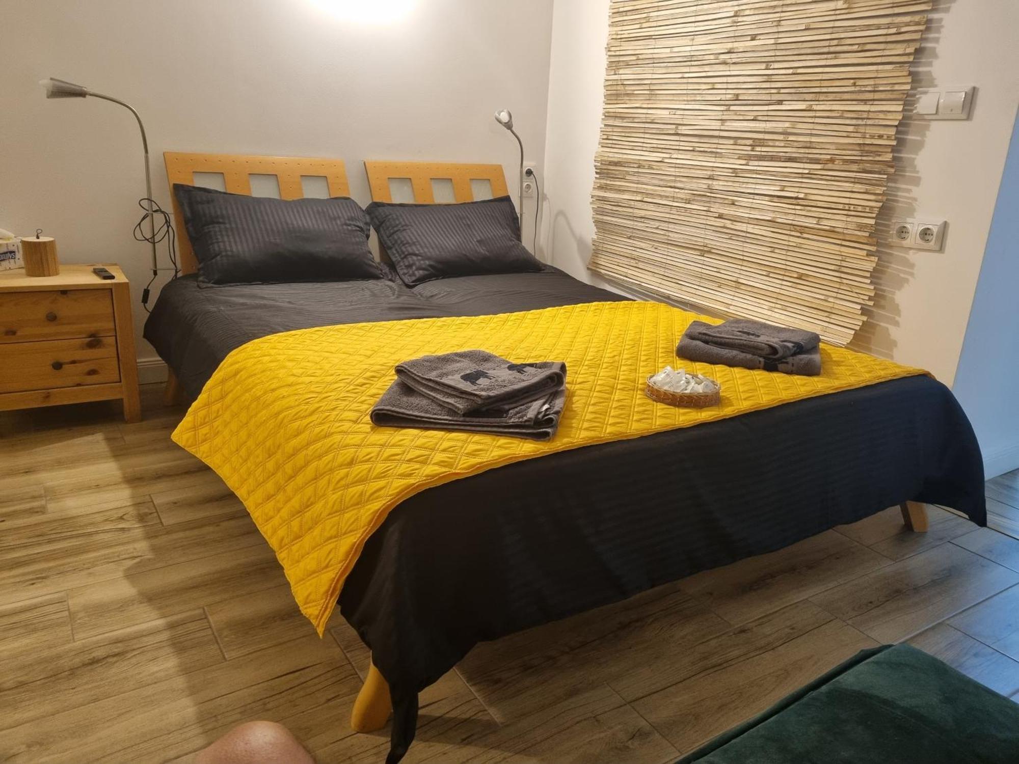Ultracentral Garage Studio Bistrita  Luaran gambar